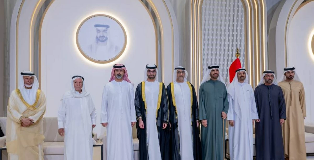 عمار بن حميد والشيوخ يحضرون أفراح الغرير وبن حريز
