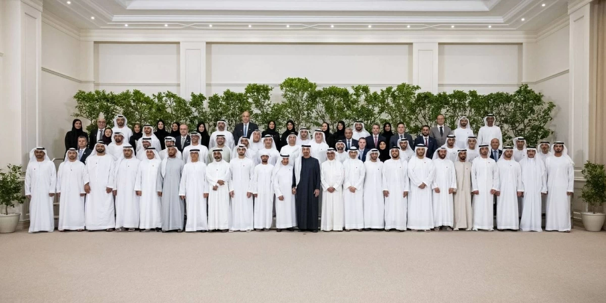 محمد بن زايد: قيم الخير والعطاء متجذرة في مجتمع الإمارات