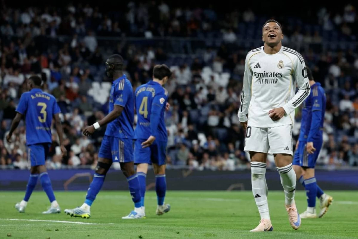 مبابي خلال المباراة بين ريال مدريد وأوبيدو