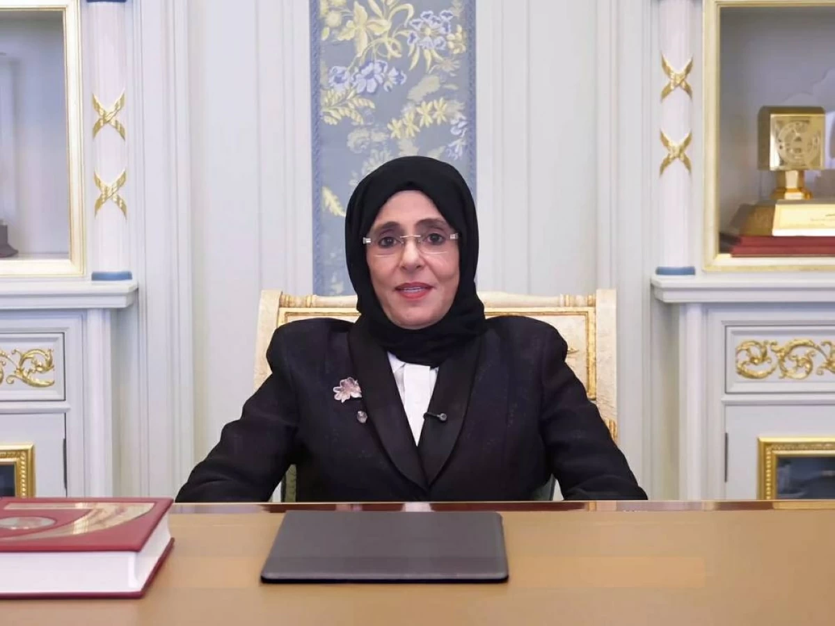 جواهر القاسمي: الأسرة الدرع الأولى والجدار المنيع وحمايتها واجب وطني و إنساني