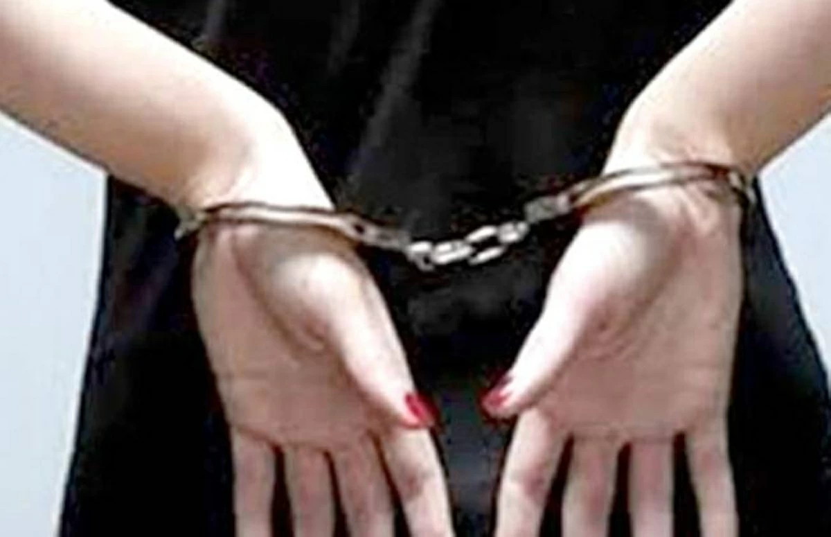 «فتيات أسيوط».. كيف تحولت قضية نفقة في مصر إلى حكم بالسجن 3 سنوات على الأبناء؟