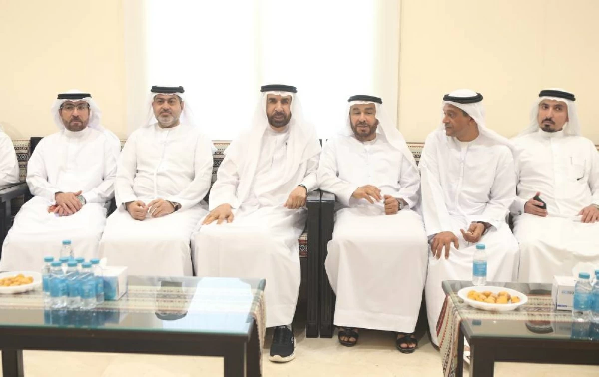 شيوخ ومسؤولون يعزون في وفاة راشد محمد تريم