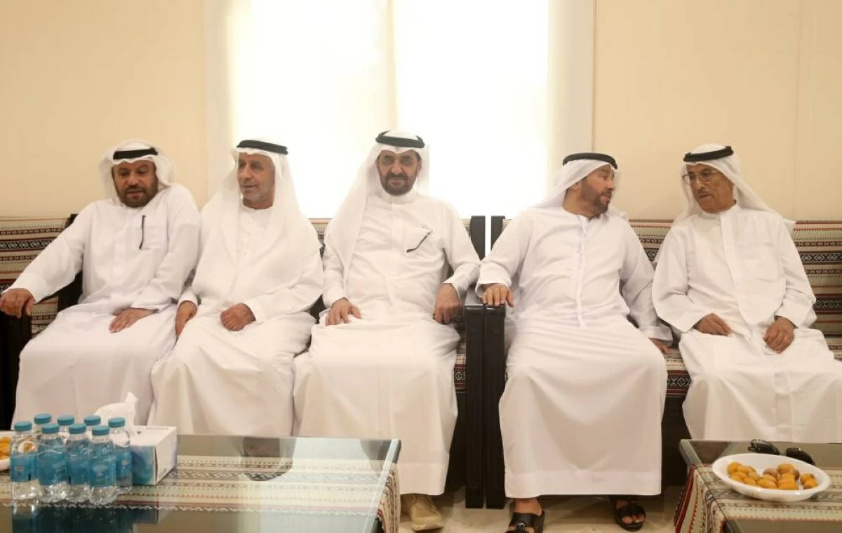 شيوخ ومسؤولون يعزون في وفاة راشد محمد تريم