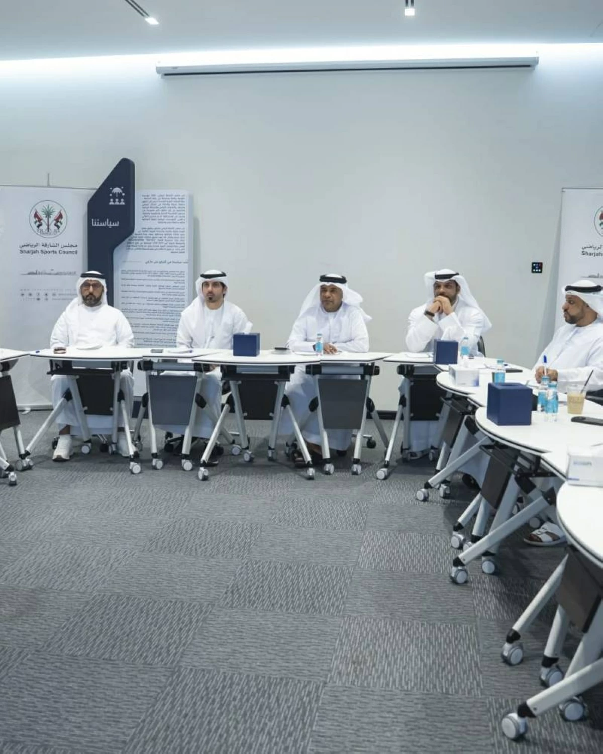 اللجنة المنظمة لمهرجان كلباء الرياضي تبحث تطوير الحدث