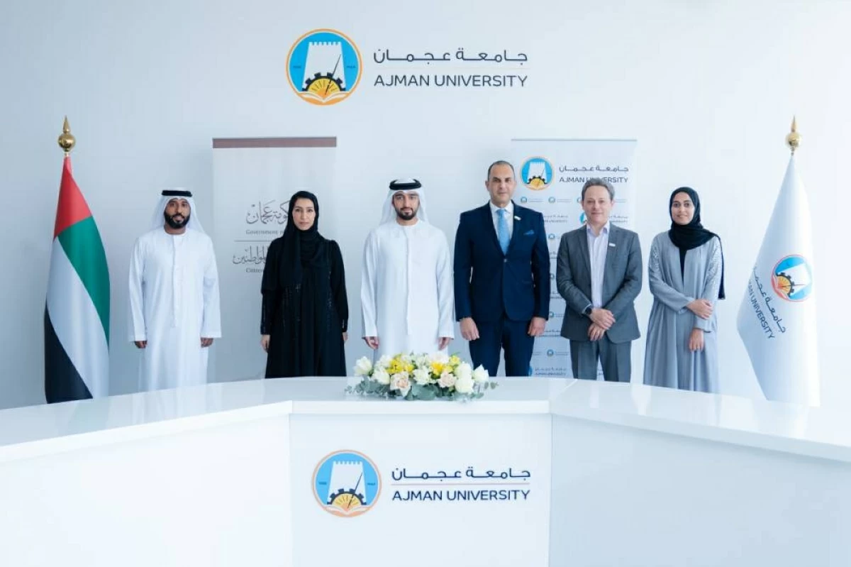 مكتب شؤون المواطنين بعجمان وجامعة عجمان يوقعان اتفاقية منح دراسية للشباب المواطنين في الإمارة (2)