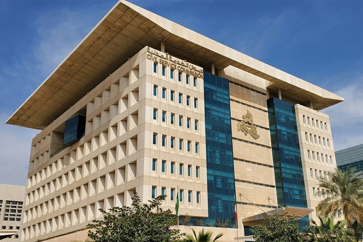 الكويت تعتمد 6 ساعات عمل يومياً للجهات الحكومية صيفاً