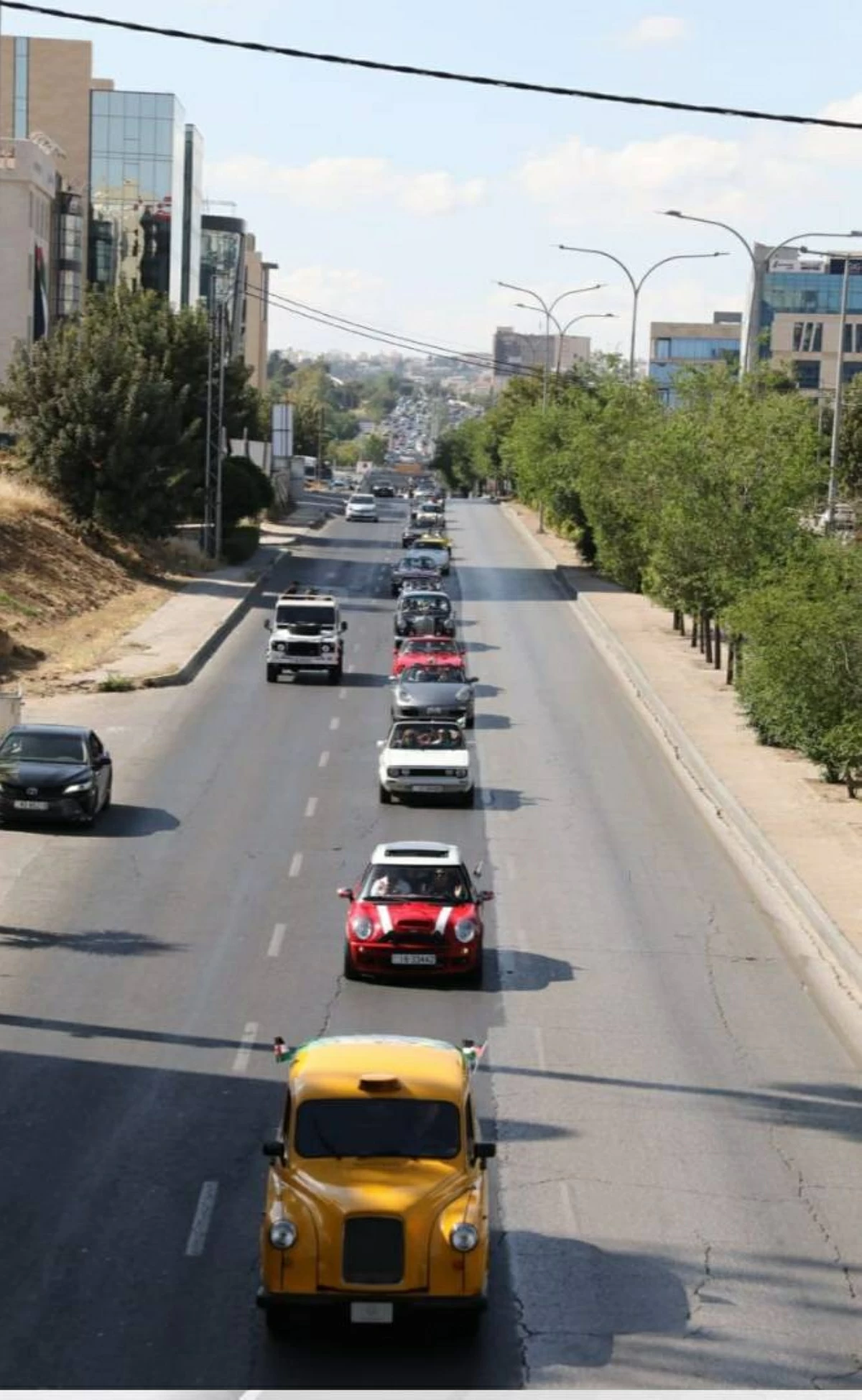 مركبات تاريخية نادرة تجوب شوارع عمّان