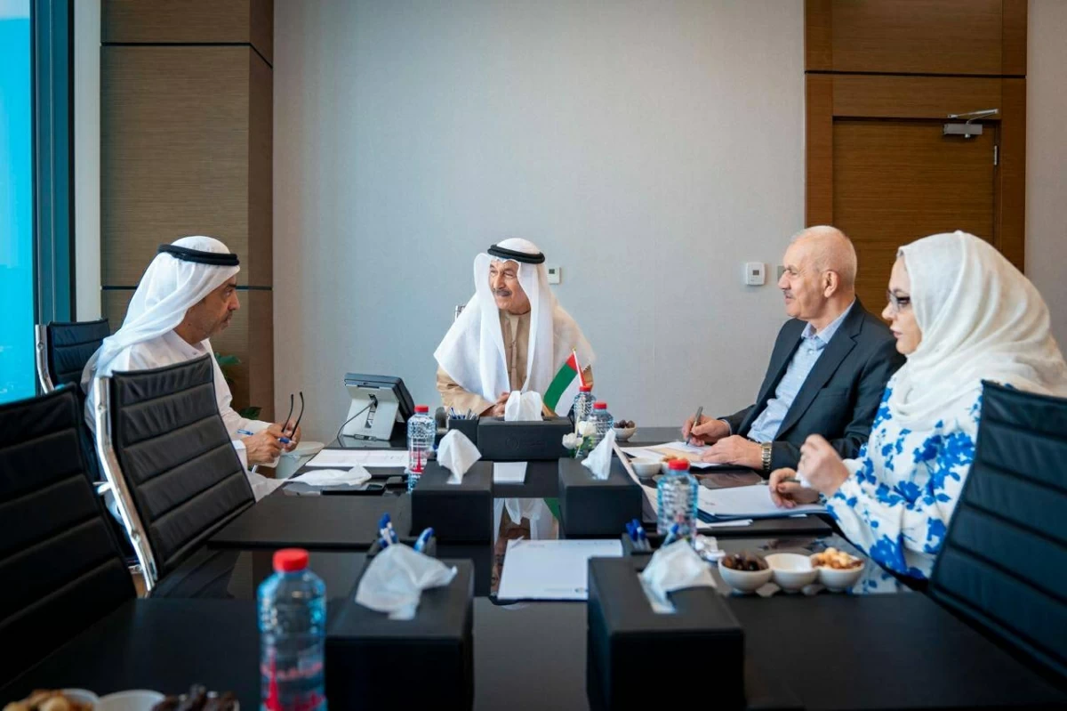 «صندوق ثامر» يبحث استدامة موارده لدعم طلبة جامعة عجمان
