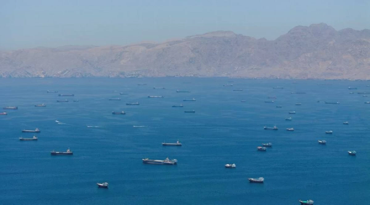2026-05-25T113936Z_173957789_RC2SXKAM6JB0_RTRMADP_3_IRAN-CRISIS-OMAN-HORMUZ-1779709623