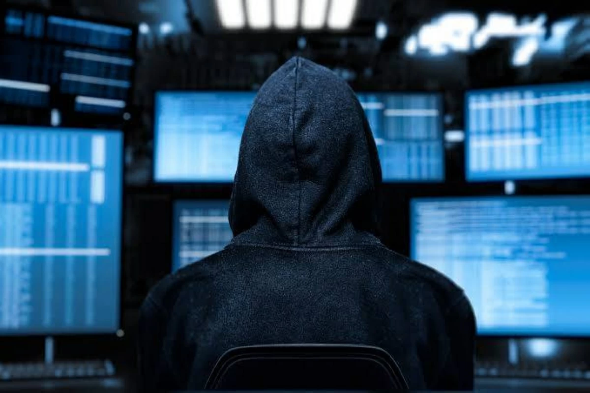 قرصان روسي يستخدم «جيميني» لاختراق حسابات وسرقة محافظ رقمية #صحيفة_الخليج 