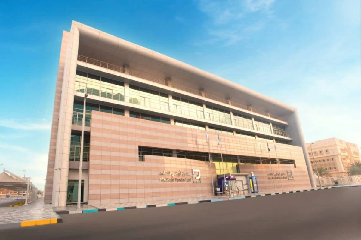 ما آلية احتساب نسبة المعاش لتصل إلى 100% وفقاً للتعديلات الجديدة في أبوظبي؟ #اسأل_الخليج 