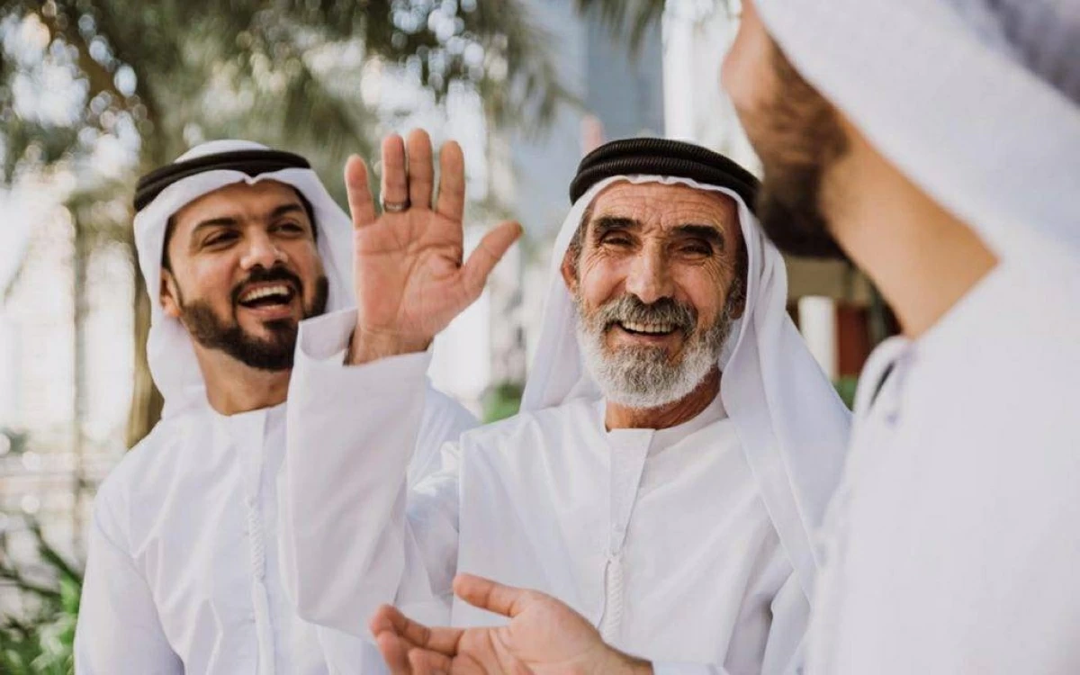 إتيكيت الضيافة.. عادات متوارثة تزيد بهجة العيد