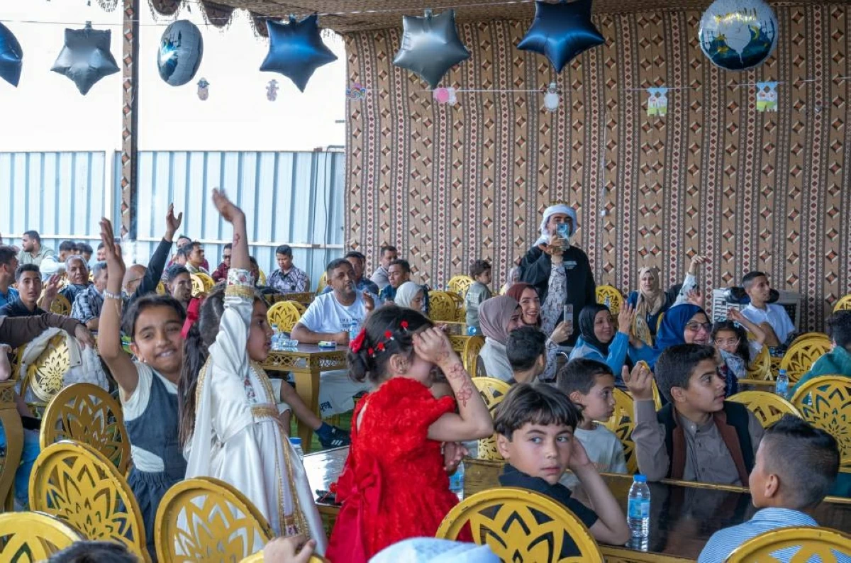 الإمارات تشارك المرضى الفلسطينيين بالعريش في فرحة العيد