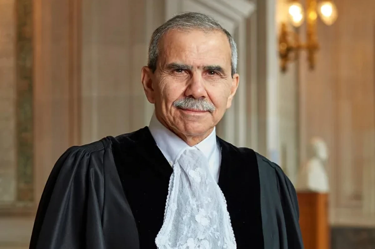 نواف سلام