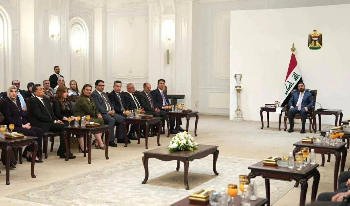 فضيحة فساد في العراق.. 200 مليون دولار لرشوة رئيس الوزراء