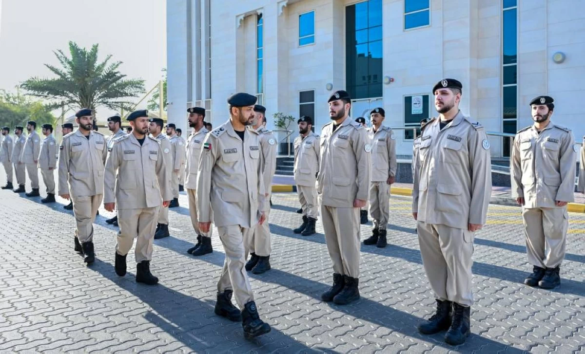 شرطة الشارقة تنفذ جلسات عصف ذهني
