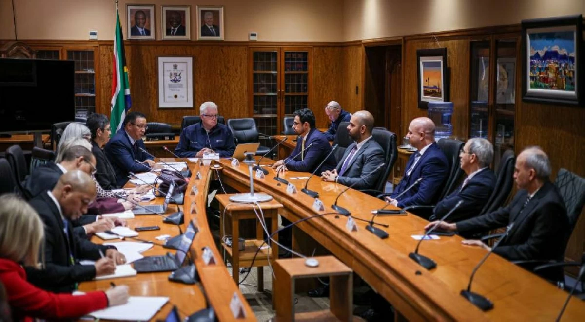 غرف دبي تبحث مع رئيس وزراء كيب الغربية تعزيز الشراكة