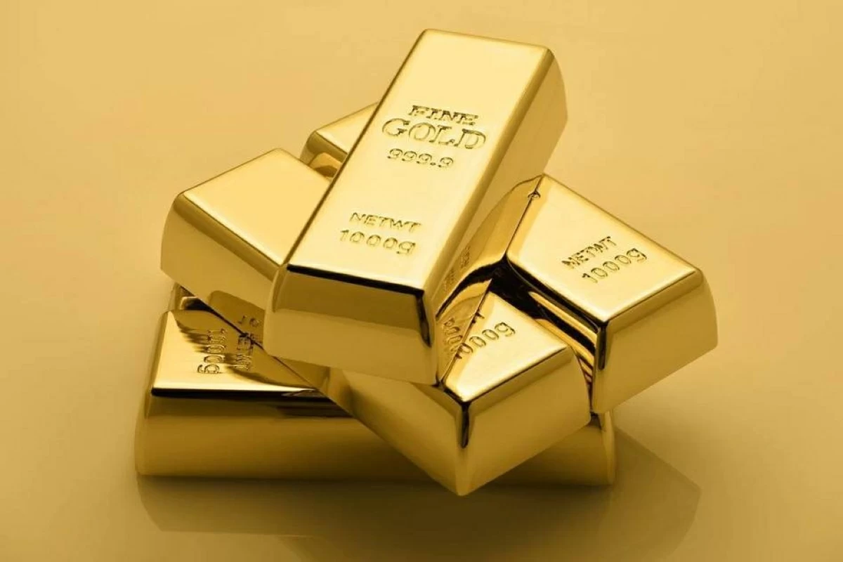 سبائك من الذهب 