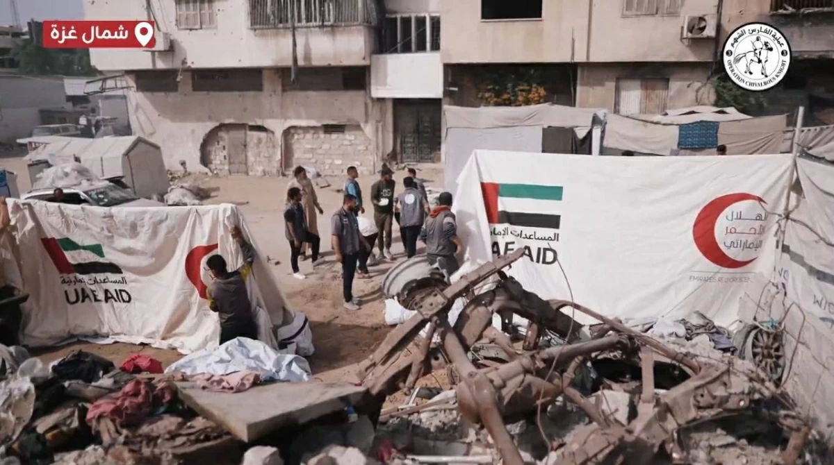 «الفارس الشهم 3» تغيث عائلات احترقت خيامها في غزة