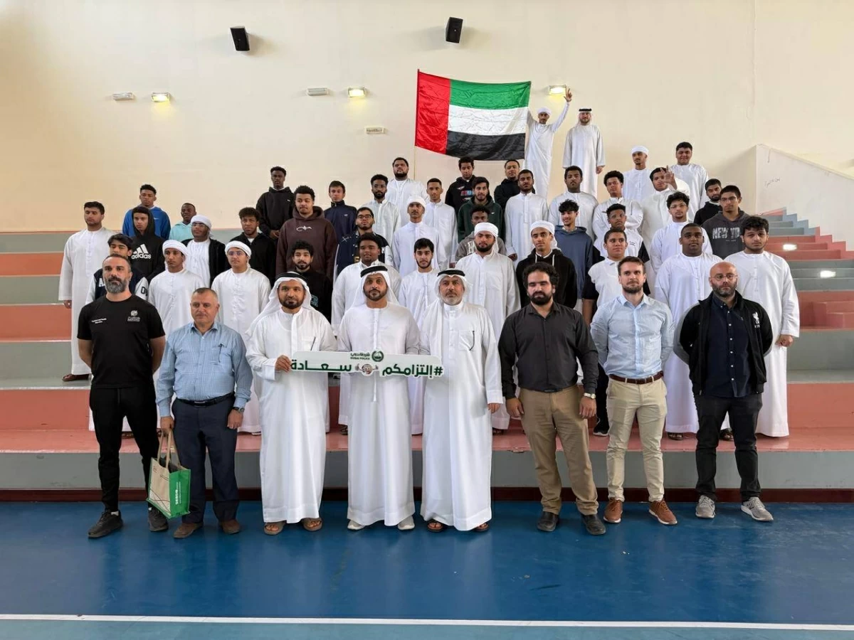 شرطة دبي تُنظم محاضرة توعوية حول الالتزامات الرياضية في الملاعب