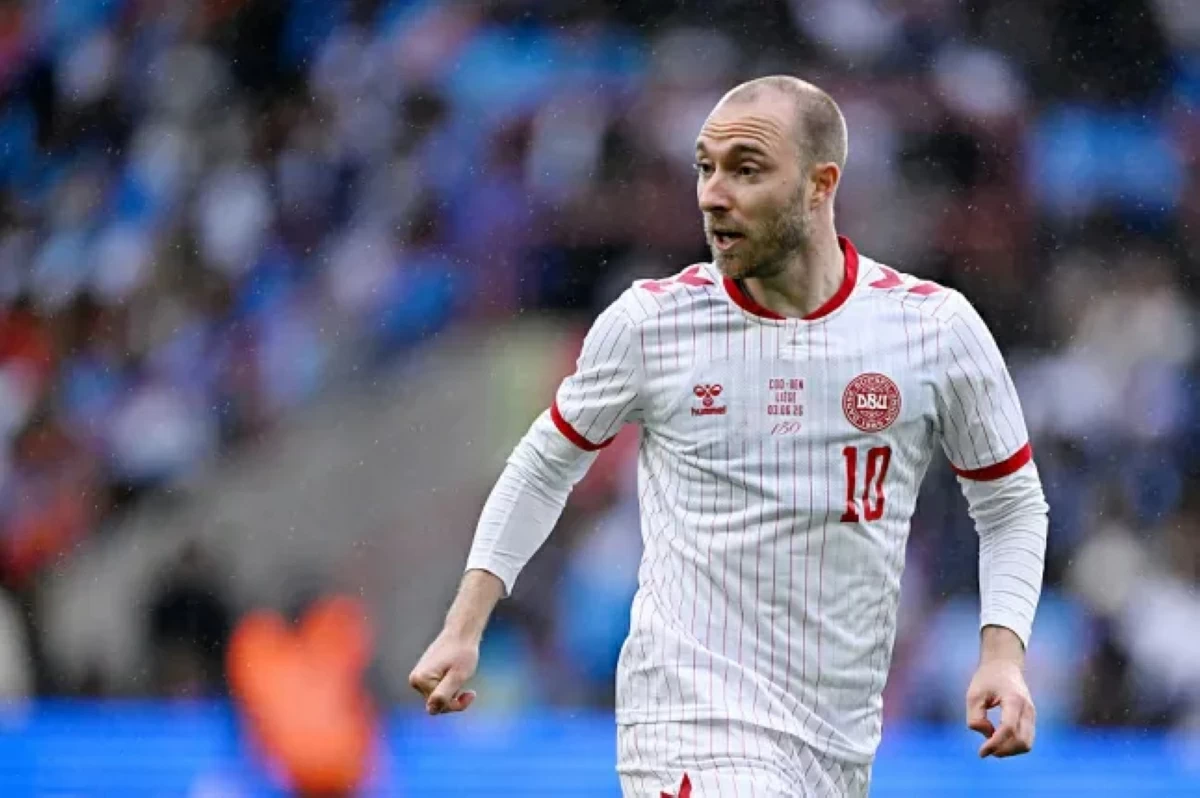 لحظة سقوط إيركسن المروع وإلغاء مباراة الدنمارك وأوكرانيا (فيديو)