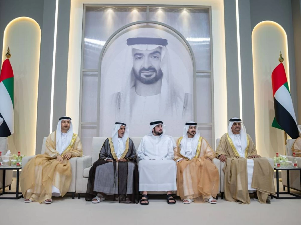 أحمد بن محمد والشيوخ يحضرون أفراح الصوالح ومجرن