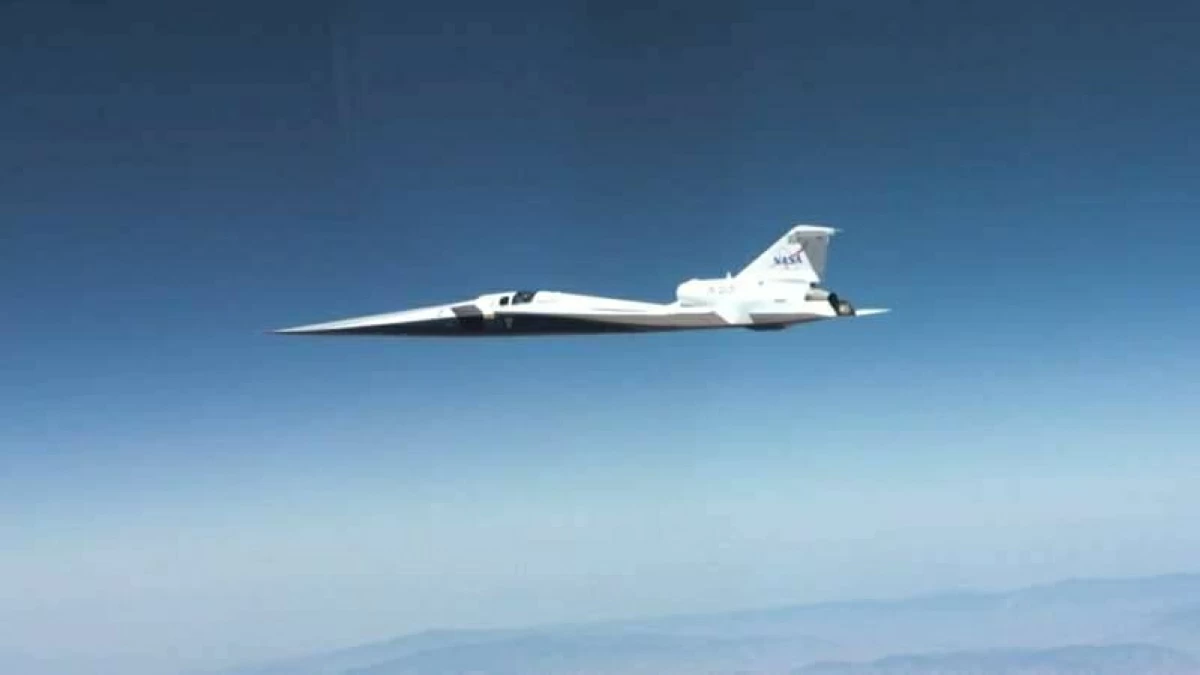 الطائرة