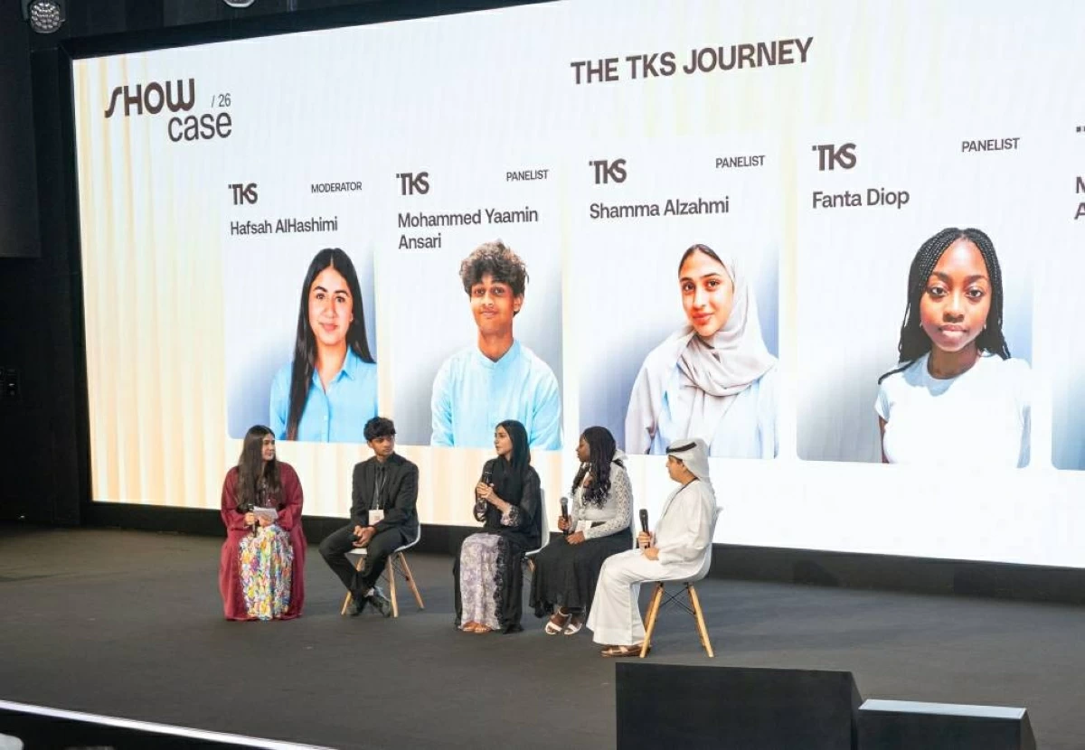 «دبي للمستقبل»:  160 خريجاً في برنامج مجتمع المعرفة