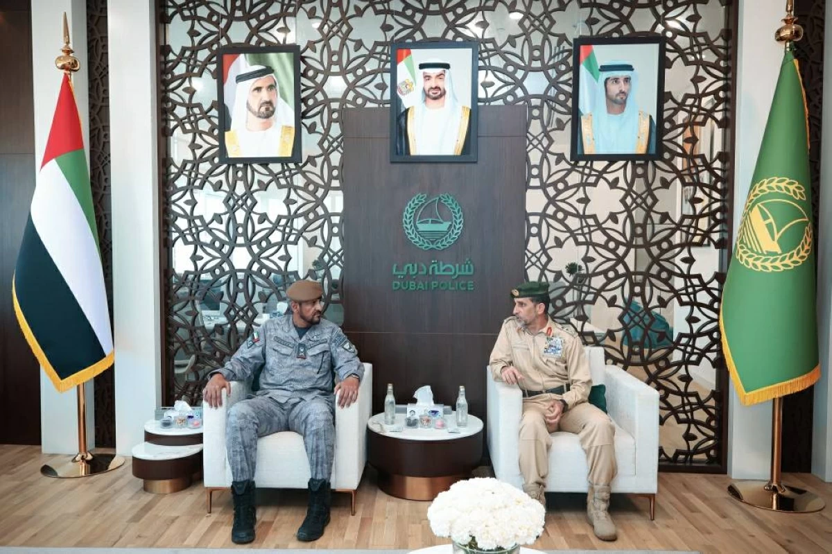 عبدالله المري يلتقي قائد الحرس الوطني