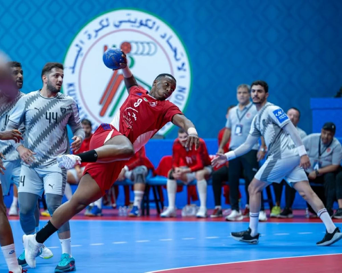 من مباريات الشارقة