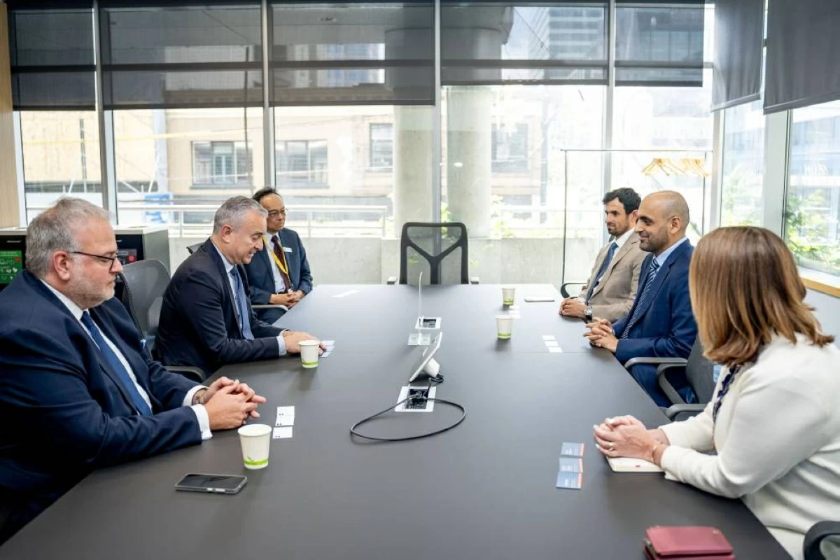 «غرف دبي» تبحث في فانكوفر تطوير مسارات للتجارة والاستثمار مع «بريتيش كولومبيا»