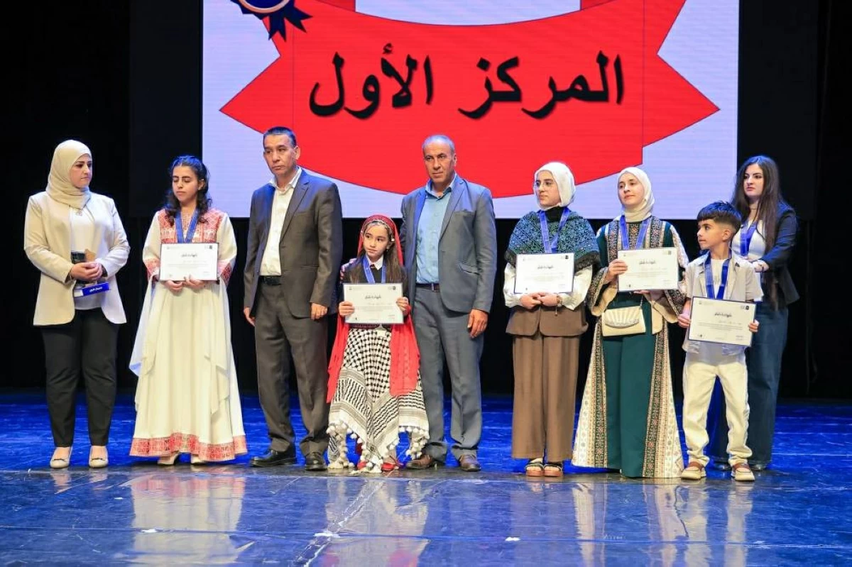 بمشاركة 712 ألف طالب.. غزل تيم بطلة تحدي القراءة العربي في فلسطين