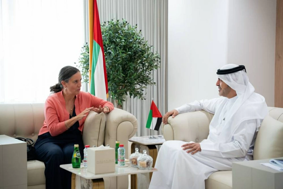 سلطان النعيمي خلال استقباله سيبيله بفاف