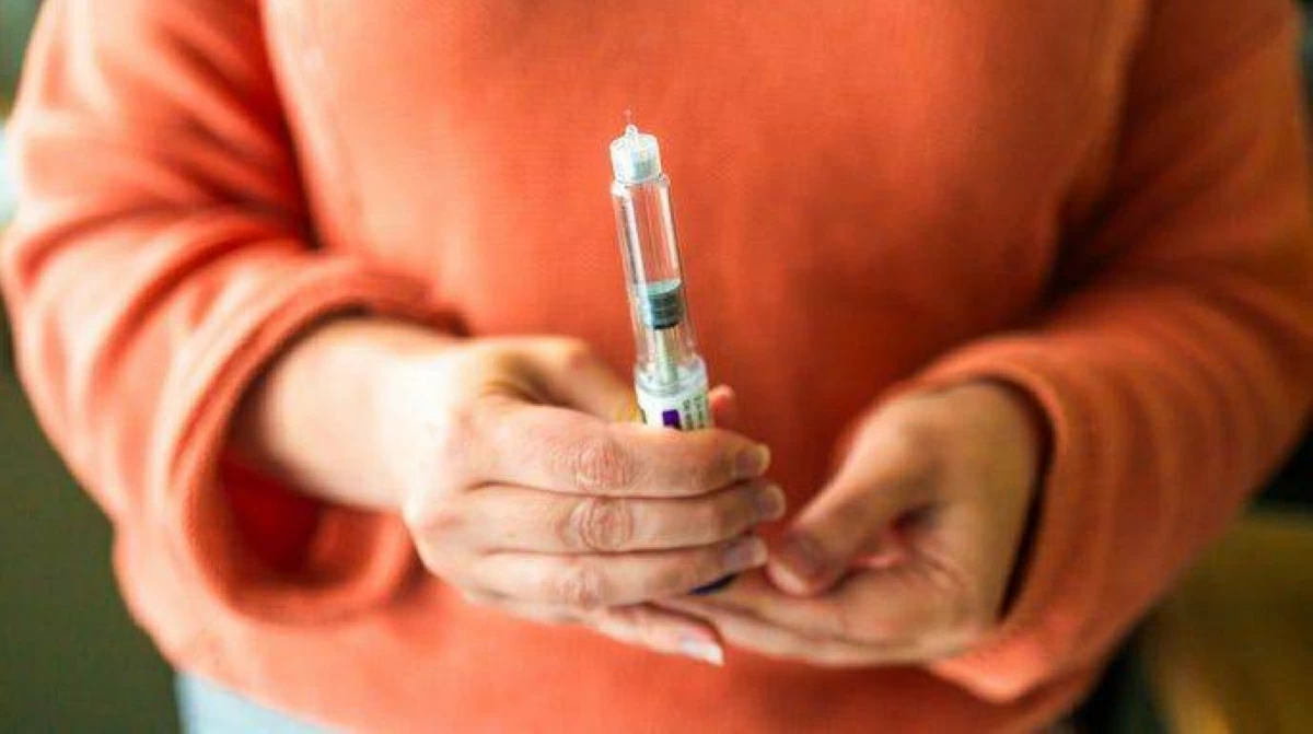 تغيرات مفاجئة لفقدان الوزن السريع.. خبراء التجميل يحذرون من «أذن أوزمبيك»