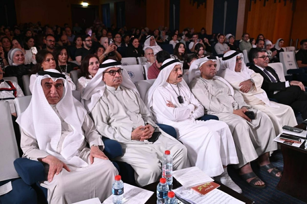 سليمان الجاسم وعبد الحميد أحمد ونخبة من الحضور خلال الحفل
