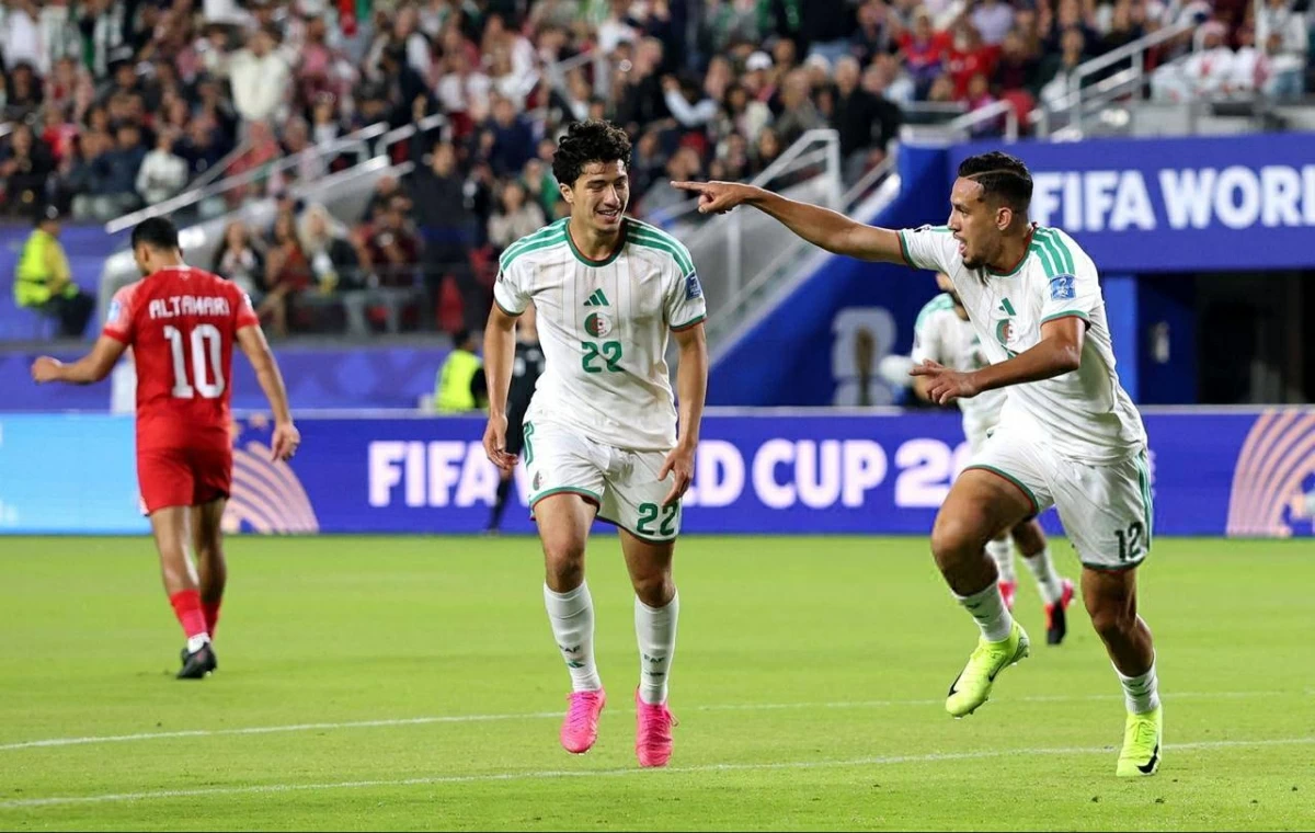 في قمة العرب المونديالية.. الجزائر تهزم الأردن 2-1