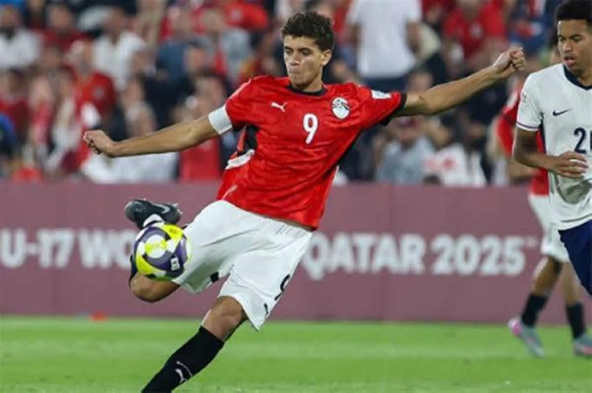 برشلونة يفعّل بند الشراء النهائي من الأهلي.. حمزة عبدالكريم يوقع رسمياً حتى 2029 #صحيفة_الخليج 