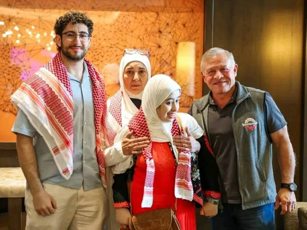 ملك الأردن يتكفل بعودة أم وابنتها بعد غربة دامت 25 عاماً