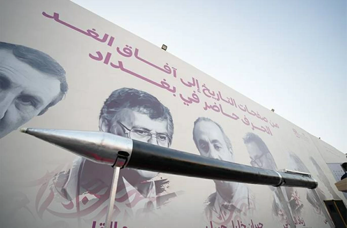 عراقي يصنع أكبر قلم جاف في العالم