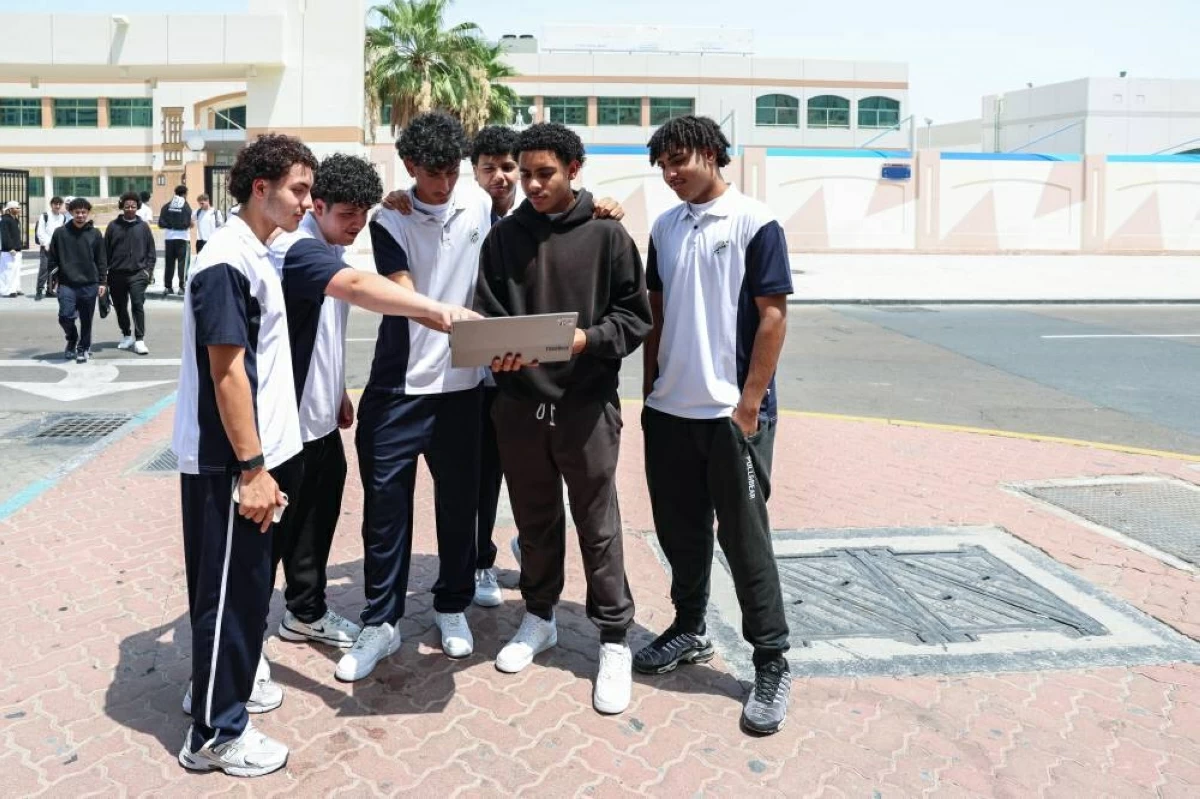 اختبار الإنجليزية.. سهولة وآراء إيجابية من الطلبة