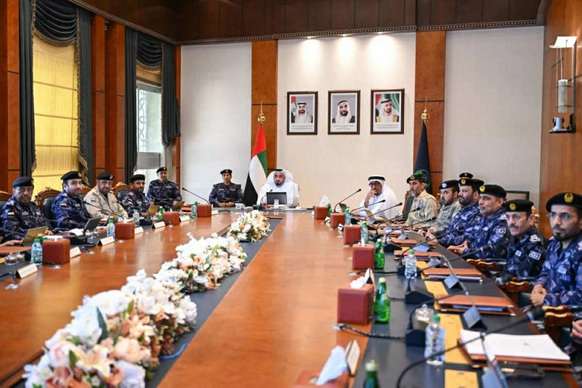 سيف بن زايد: نرسخ لمنظومة شرطية استباقية تعزز ريادة الإمارات في الأمن