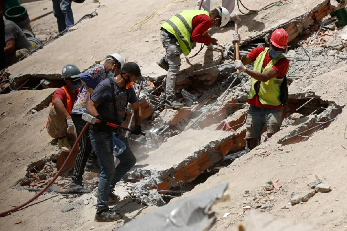 920 قتيلاً وأكثر من 50 ألف مفقود جراء زلزالين في فنزويلا