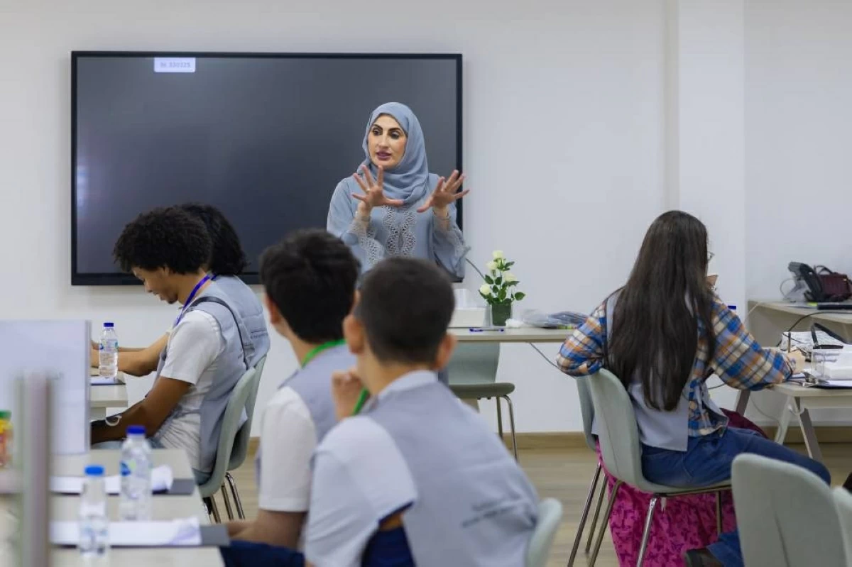 «سفراء متاحف الشارقة» ينمي مهارات الإرشاد المتحفي والتواصل