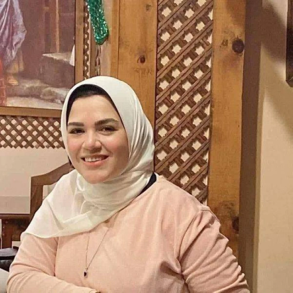 «شاكوش وسكين».. القصة الكاملة لمقتل باحثة جامعة الإسكندرية وإصابة والديها