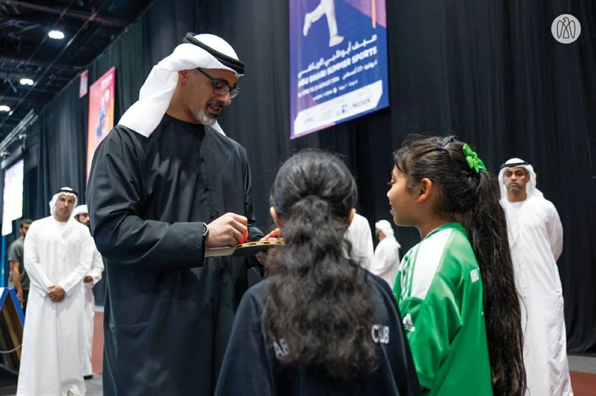 خالد بن محمد بن زايد يشهد جانباً من فعاليات «صيف أبوظبي الرياضي»