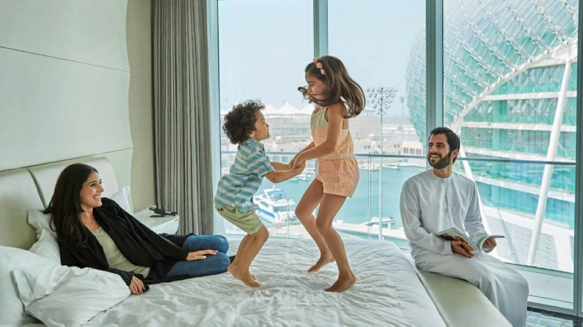 «صيفي في أبوظبي».. 100 تجربة وعرض ترويجي