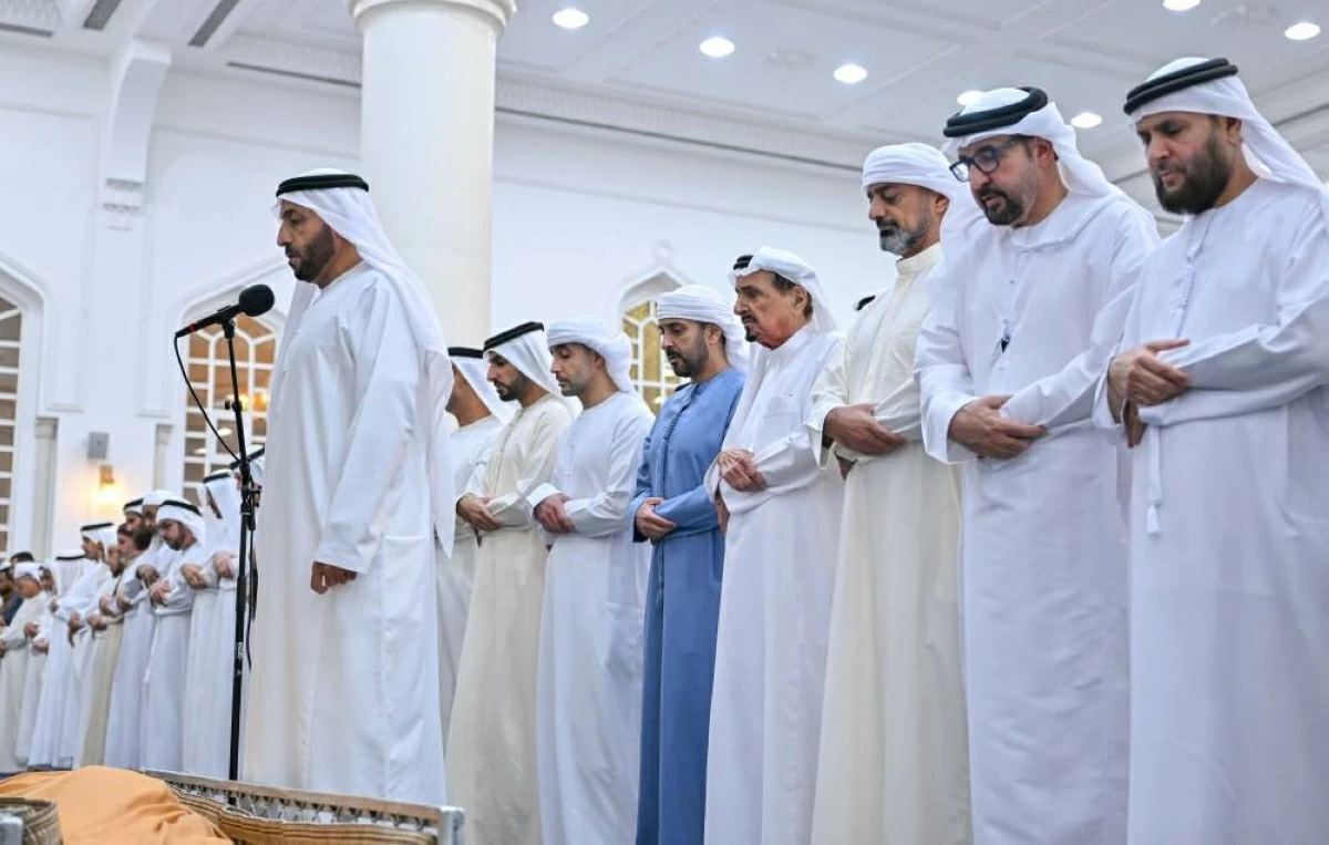 النعيمي يؤدي صلاة الجنازة على جثمان منصور الزعابي