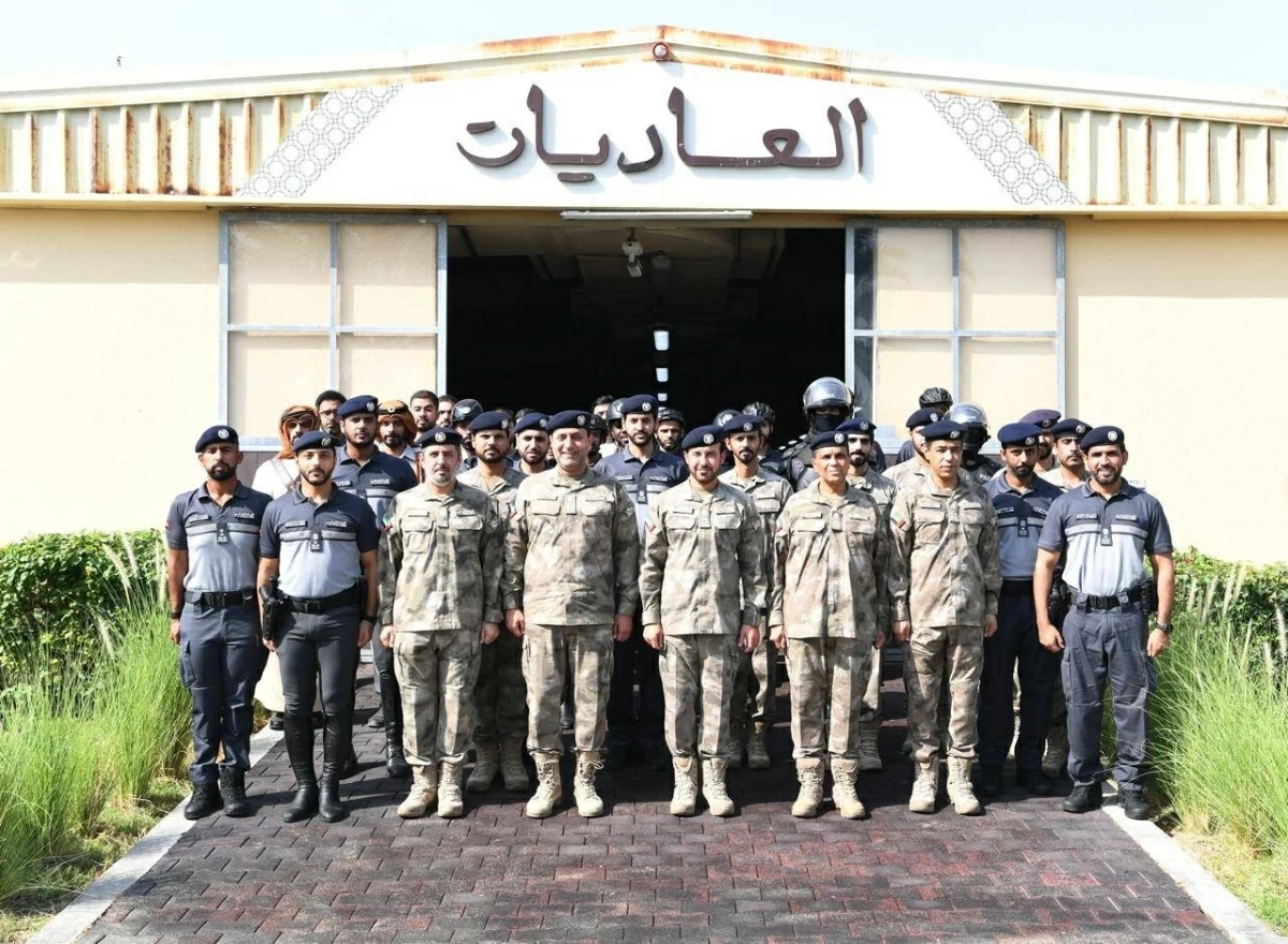قائد شرطة أبوظبي يطّلع على جاهزية مديرية الدوريات الخاصة