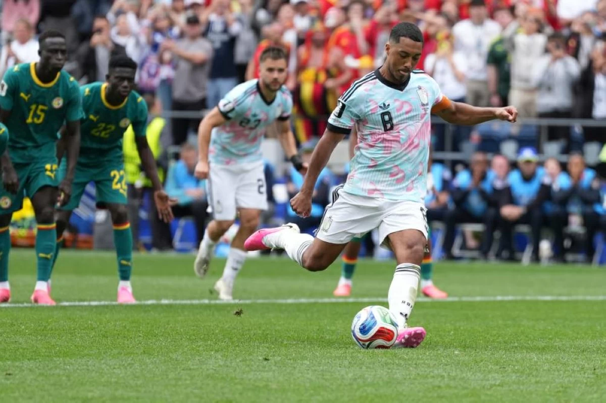 يوري تيليمانس صنع الفارق لبلجيكا أمام السنغال