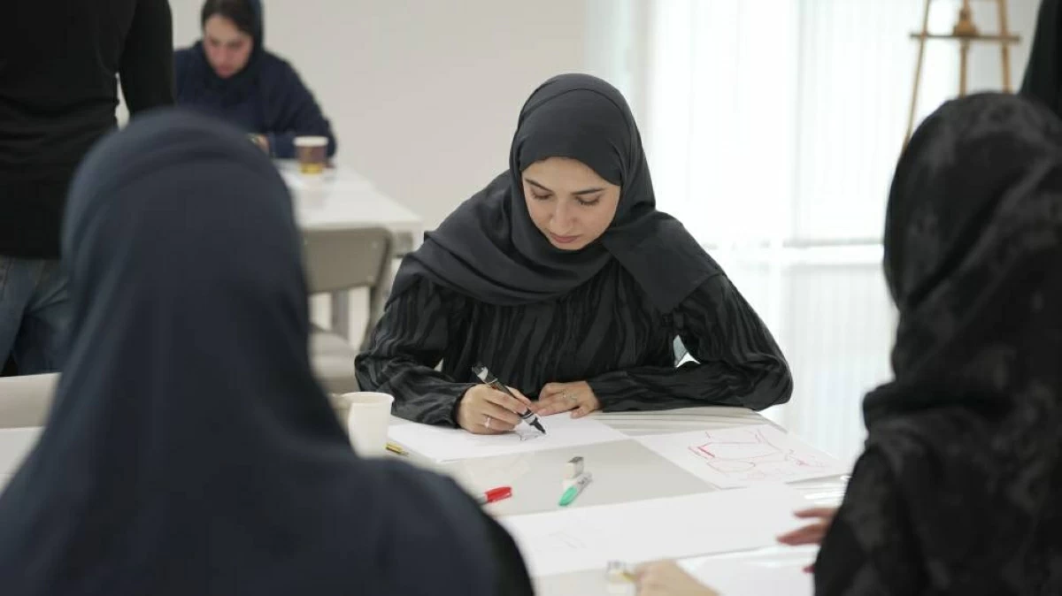 'الشارقة لتطوير القدرات' تطلق برنامج «بالفن نرتقي»